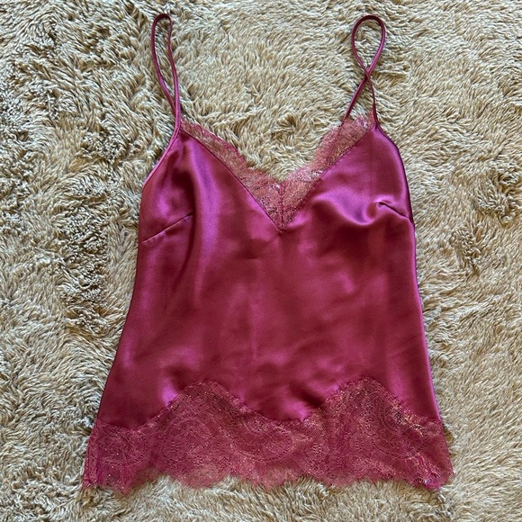 Shimmer Lace VS Top - Picture 1 of 8